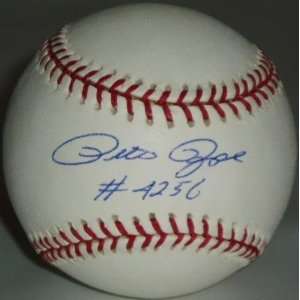  Pete Rose Signed Ball   w/ 4256: Sports & Outdoors