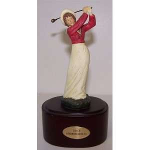  Lady Golfer Sculpture: Home & Kitchen
