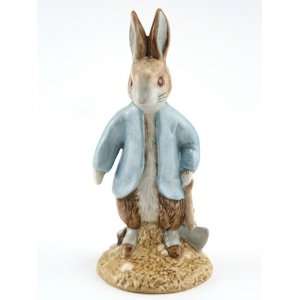    Beatrix Potter Peter Rabbit Digging New Beswick: Home & Kitchen