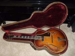 100% ORIGINAL 1947 GIBSON ES 300 PLAYS AND SOUNDS GREAT  