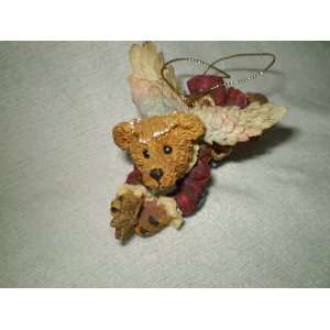  Boyds Bears Hopethe Angel Bear with Wreath Ornament 