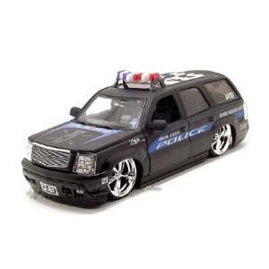   Cadillac Escalade DUB Police Department Bomb Squad 1/24: Toys & Games