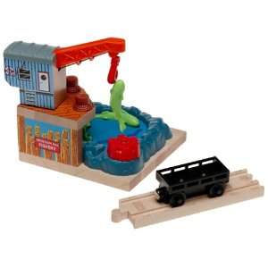  Thomas Wooden Railway Fishing Dock Destination: Toys 