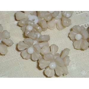  Vintage Plastic Cream Triple Flower Cluster Bead Arts 