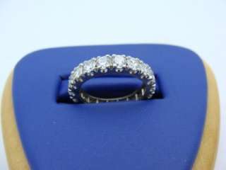 Gorgeous Platinum Ring With Brilliant Cut Diamonds  