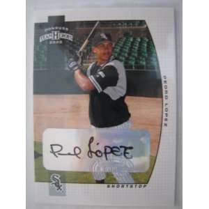 2005 Donruss Team Heroes Pedro Lopez White Sox RC Auto BV $10:  