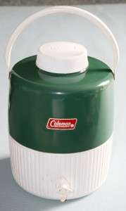 Vtg 1981 COLEMAN Green 2 Gallon Cooler Drink Dispenser Jug Spout igloo 