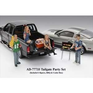  Tailgate Party four Figure Set For 1:18 Models #77733 
