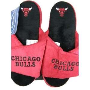  Chicago Bulls 2011 Open Toe Hard Sole Slippers   X Large 