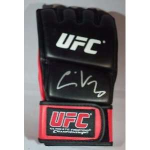  CAIN VELASQUEZ signed *UFC FIGHTING glove PROOF W/COA 4 