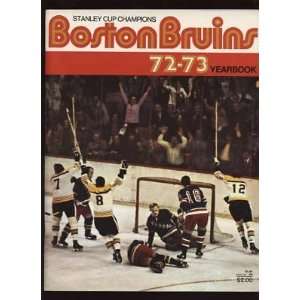  1972 73 Boston Bruins NHL Yearbook NRMT   NHL Programs And 