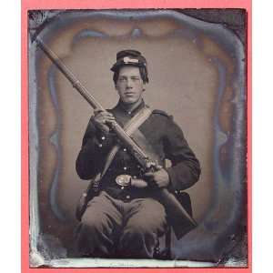   soldier in Union uniform with musket,haversack