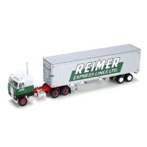   Freightliner w/40 Trailer, Reimer Express ATH91096 Toys & Games