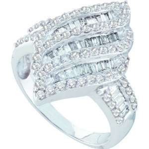  14KWG Round and Baguette Style Sparkling Diamonds 1CT Ice 