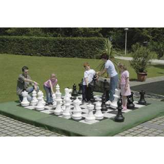 Kettler Giant Chess Pieces  32 pc Set  