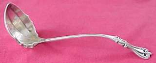 OLD Towle OLD COLONIAL Sterling Silver SAUCE LADLE, N.M  