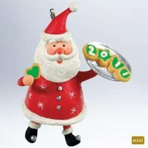  Hallmark 2011   Festive Santa   3rd in Series   Miniature 