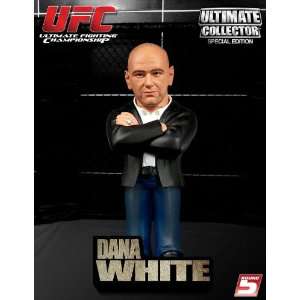  DANA WHITE ROUND 5 SERIES 4 JEANS VARIANT ACTION FIGURE 