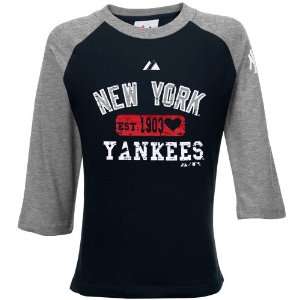 NY Yankee Tshirt : Majestic New York Yankees Youth Girls Baseball T 