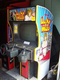 NAMCO Lucky & Wild racing shooting arcade game 1993  