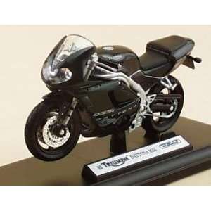  118 2002 Triumph Daytona 955i from Welly Toys & Games