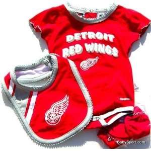  NEWBORN Baby Infant Detroit Red Wings Girl Onesie Bib 