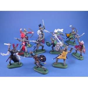  Britains Deetail Toy Soldiers Medieval Knights 11 Piece 