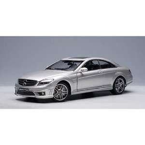  Mercedes Benz CL63 AMG Coupe 1/18 Silver: Toys & Games