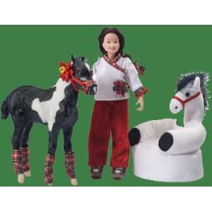 Breyer Waiting For Santa Horse and Doll Set : Toys & Games :  
