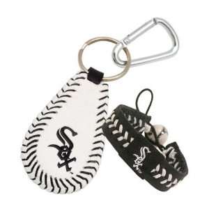    Chicago White Sox Bracelet & Keychain Set