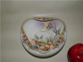 ANTIQUE NIPPON HAND PAINTED BOWL CANDY DISH M MARK FRUIT BERRIES 