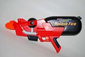 2001 SUPER SOAKER WATER Pistol Gun Splash Fire Larami  
