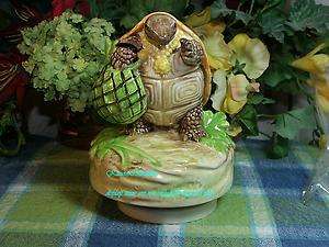 Schmid Beatrix Potter Mr Alderman Turtle Music box  