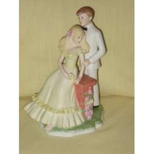 com Vintage 1984 Enesco  Bride & Groom  12 Inch Porcelain Figurine 