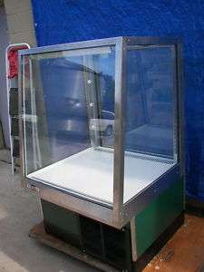 Refrigerated Deli/Bakery Federal Model 3150SC 2  