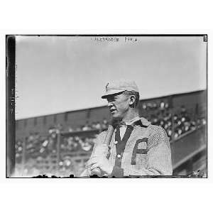  Grover Cleveland Alexander,Philadelphia,NL (baseball 