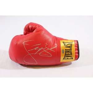 Manny Pacquiao Boxing Glove   Red Everlast   Autographed Boxing Gloves 