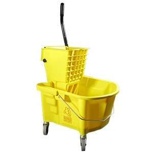 26 Quart Mop Bucket with Sidepress Wringer   226 312YW 