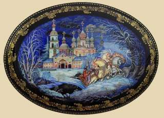 This beautiful Russian lacquer box from the village of Kholui 