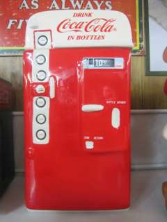 Coca Cola Vending Machine Cookie Jar   NIB  